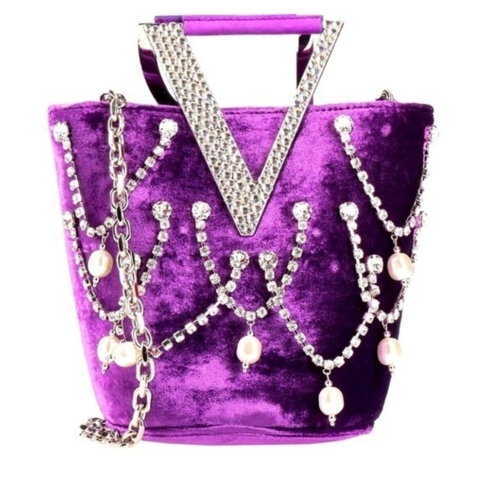 ROGER VIVIER
Cross-body bag Limited Edition super glamorous bag for sale NWT+BOX